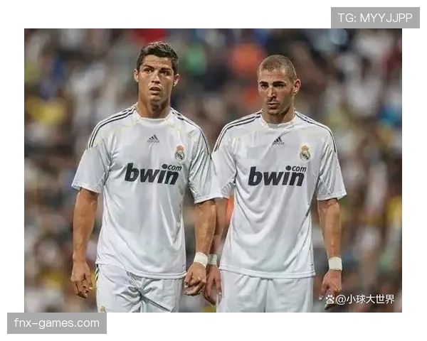 C罗与本泽马队内核心角色的战术适配差异何在